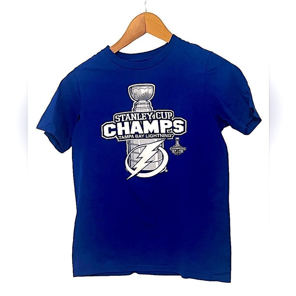 Tampa Bay Lightning Stanley Cup Champs 2021 NHL Graphic T-Shirt Youth Lg & Med